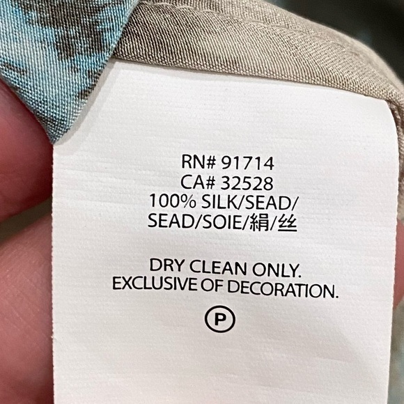 Armani Exchange Limited edition Water Color 100% Silk Romper w/ pockets 4 - Picture 10 of 14